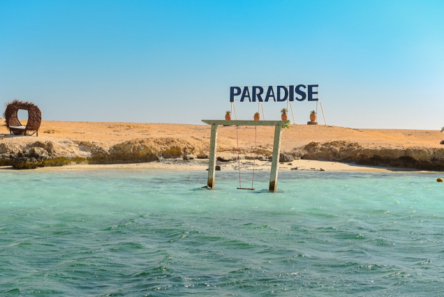 Paradise Island Full-Day Boat Adventure in Hurghada